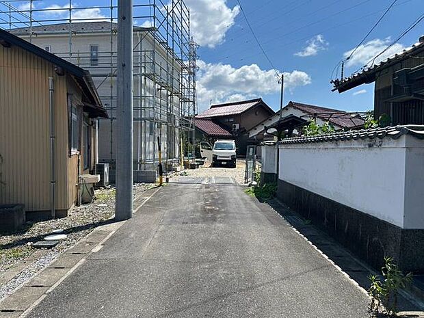 前面道路含む現地写真