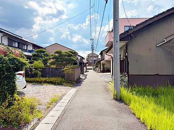 前面道路含む現地写真