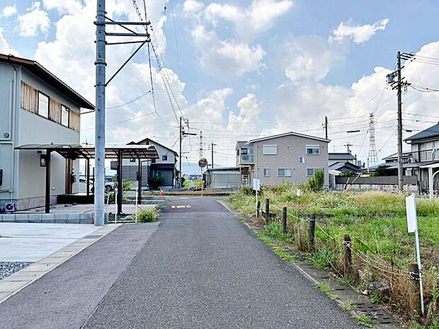前面道路含む現地写真