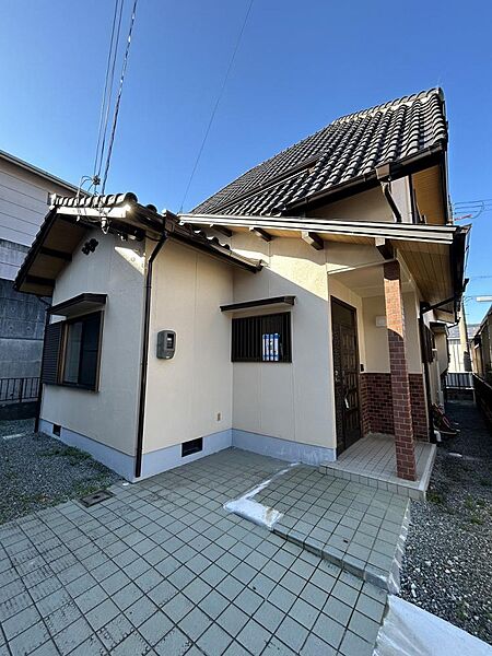 外観：328000485012