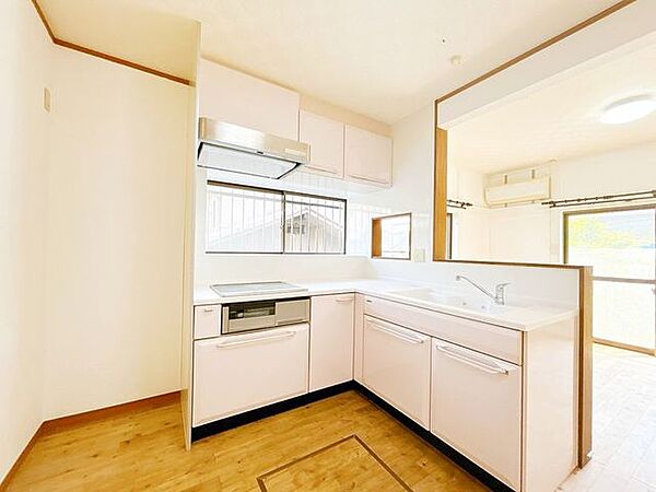 【リフォーム中】キッチンはクリーニングを行います。