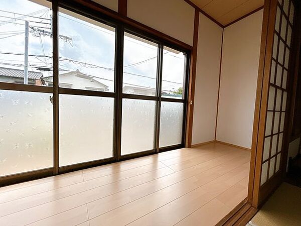 【リフォーム済】広縁の写真です。クリーニングを行いました。