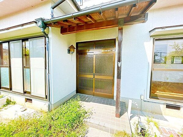 【リフォーム中】玄関の写真です。