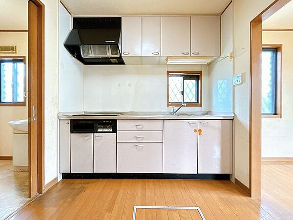 【設備】キッチンの写真です。IHコンロなのでお手入れが楽ですね。