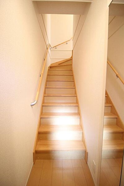 画像10:階段スペース