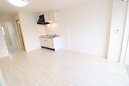 新築　イーストヒルズI 202 2階1LDKのリビング/ダイニング