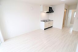 新築　イーストヒルズI 201 2階1LDKのリビング/ダイニング