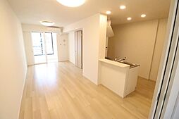 ファミリアメゾン　I 104 1階1LDKのリビング/ダイニング