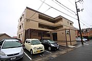 西条駅より徒歩4分 築19年11ヶ月 3階建の賃貸物件