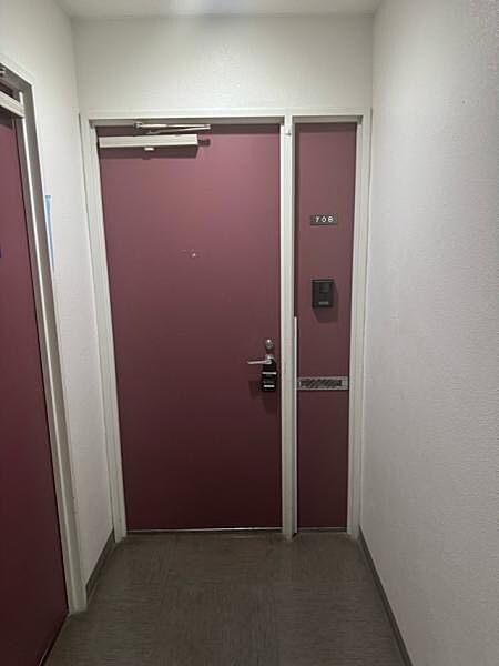 玄関を拡大表示