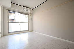 広島電鉄1系統 御幸橋駅 徒歩4分の賃貸マンション 4階1Kのリビング/ダイニング