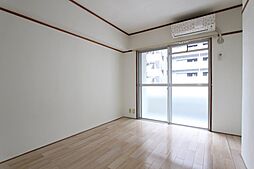 JR山陽本線 横川駅 徒歩9分の賃貸マンション 4階1DKのリビング/ダイニング