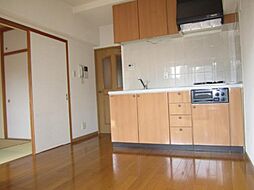 広島電鉄1系統 中電前駅 徒歩7分の賃貸マンション 4階2LDKのリビング/ダイニング