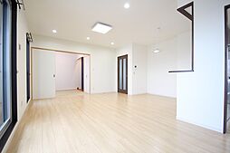 広島電鉄1系統 鷹野橋駅 徒歩8分の賃貸マンション 12階4LDKのリビング/ダイニング