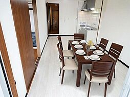 JR可部線 七軒茶屋駅 徒歩12分の賃貸マンション 2階3LDKのリビング/ダイニング