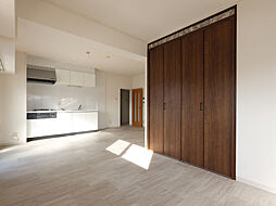 広島高速交通アストラムライン 中筋駅 徒歩14分の賃貸マンション 4階2LDKのリビング/ダイニング