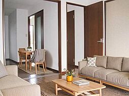 JR可部線 安芸長束駅 徒歩17分の賃貸アパート 1階1LDKのリビング/ダイニング