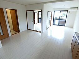 広島高速交通アストラムライン 祇園新橋北駅 徒歩9分の賃貸アパート 1階2LDKのリビング/ダイニング