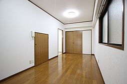 広島電鉄5系統 比治山下駅 徒歩10分の賃貸マンション 2階2LDKのリビング/ダイニング