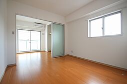 広島電鉄2系統 十日市町駅 徒歩3分の賃貸マンション 2階1LDKのリビング/ダイニング