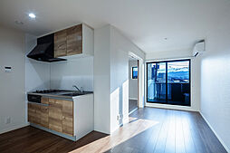 JR可部線 七軒茶屋駅 徒歩6分の賃貸アパート 2階1LDKのリビング/ダイニング