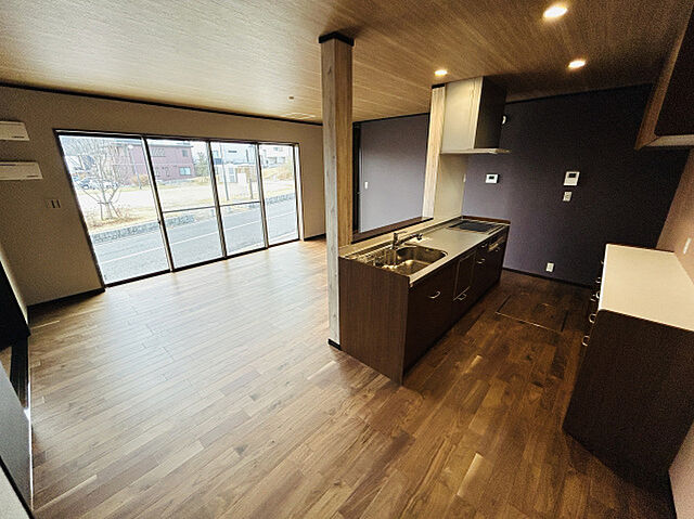 リビング/ダイニング