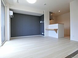 JR芸備線 矢賀駅 徒歩5分の賃貸アパート 2階1LDKのリビング/ダイニング