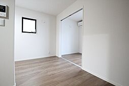 広島電鉄宮島線 草津南駅 徒歩5分の賃貸アパート 3階1LDKのリビング/ダイニング