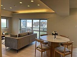 阿佐ヶ谷陵雲閣マンション 3LDKのリビング/ダイニング