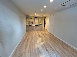 ブロードウェイ 2LDKのリビング/ダイニング