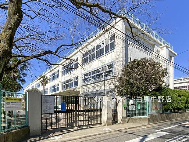 杉並区立八成小学校(510m)