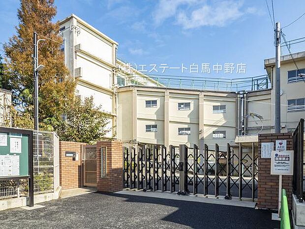 練馬区立大泉第二小学校(1070m)