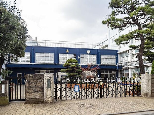 練馬区立豊溪小学校(650m)