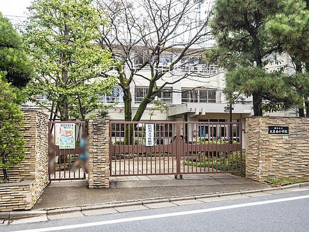 練馬区立大泉南小学校（680m）