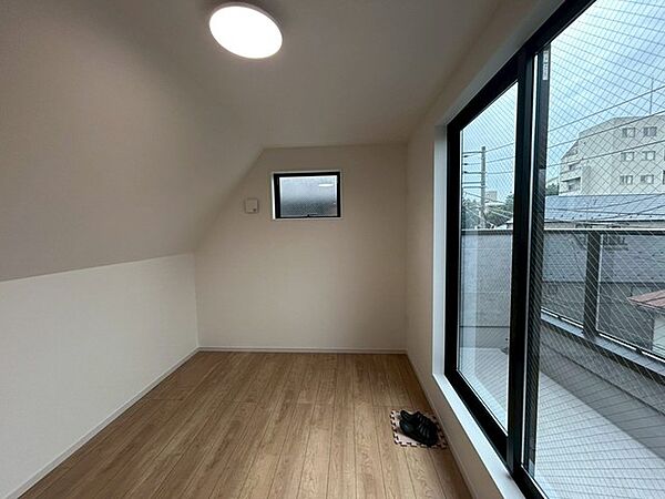 洋室を拡大表示
