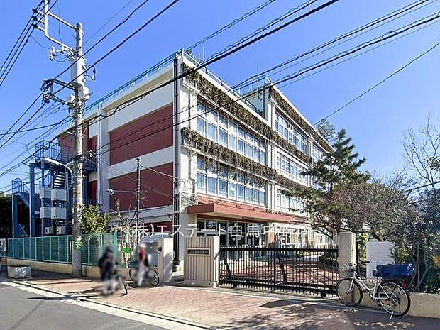 杉並区立馬橋小学校(300m)