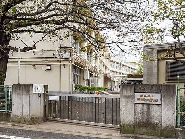 練馬区立豊溪中学校（430m）
