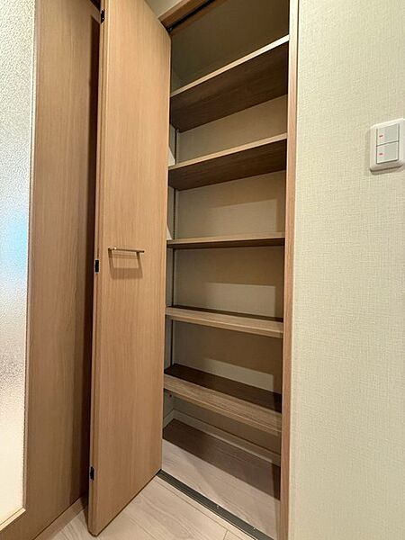 収納