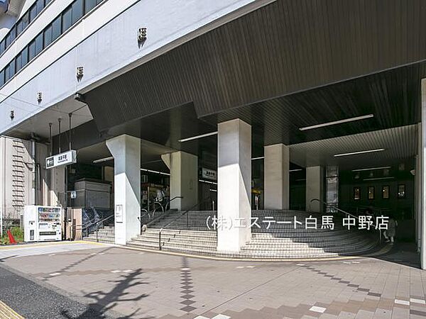 都営三田線「高島平」駅（1440m）