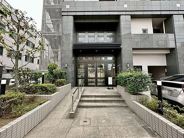 エントランスを拡大表示