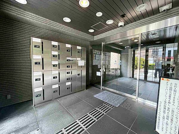 エントランスを拡大表示