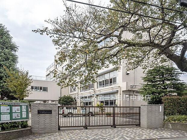 練馬区立石神井南中学校(150m)