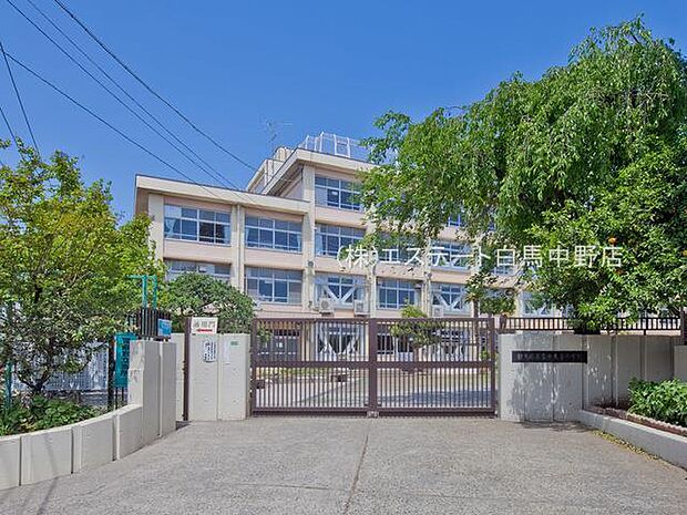 練馬区立富士見台小学校(580m)