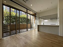 ディアクオーレ中野文園 3LDKのリビング/ダイニング