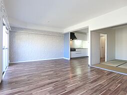 阪急京都本線 摂津市駅 徒歩19分の賃貸マンション 7階2LDKのリビング/ダイニング