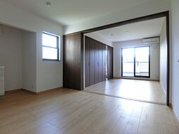 リブ・シャイン青葉丘南 3階1LDKのリビング/ダイニング