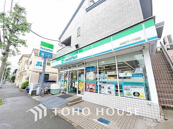 ファミリーマー...