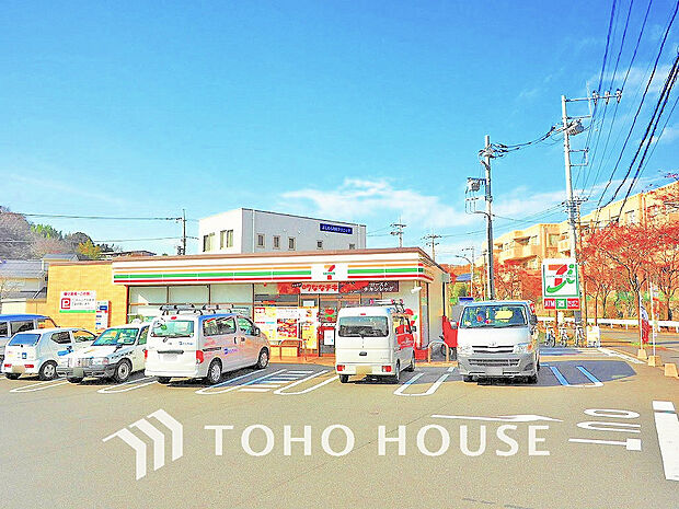 セブンイレブン 横浜荏子田店　距離1000m
