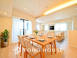 ヴィルヌーブタワー横浜・関内 1LDKのリビング/ダイニング