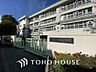 周辺：世田谷区立上祖師谷中学校　距離900ｍ